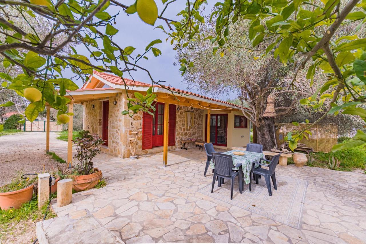 Pesádha Dreamy Stone Houseヴィラ エクステリア 写真