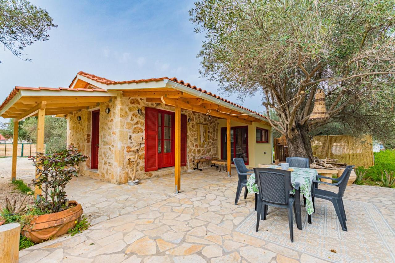 Pesádha Dreamy Stone Houseヴィラ エクステリア 写真